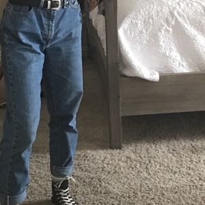 CUTE mom jeans